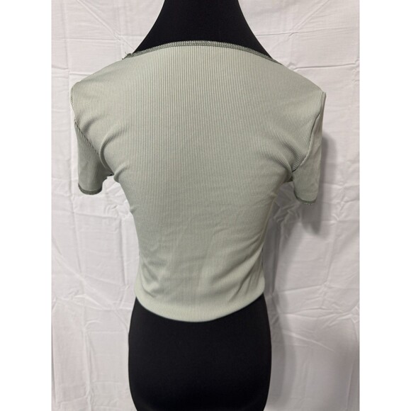 Shein Women’s Green Patchwork Crop Top Short Sleeve Size Medium - Picture 2 of 3